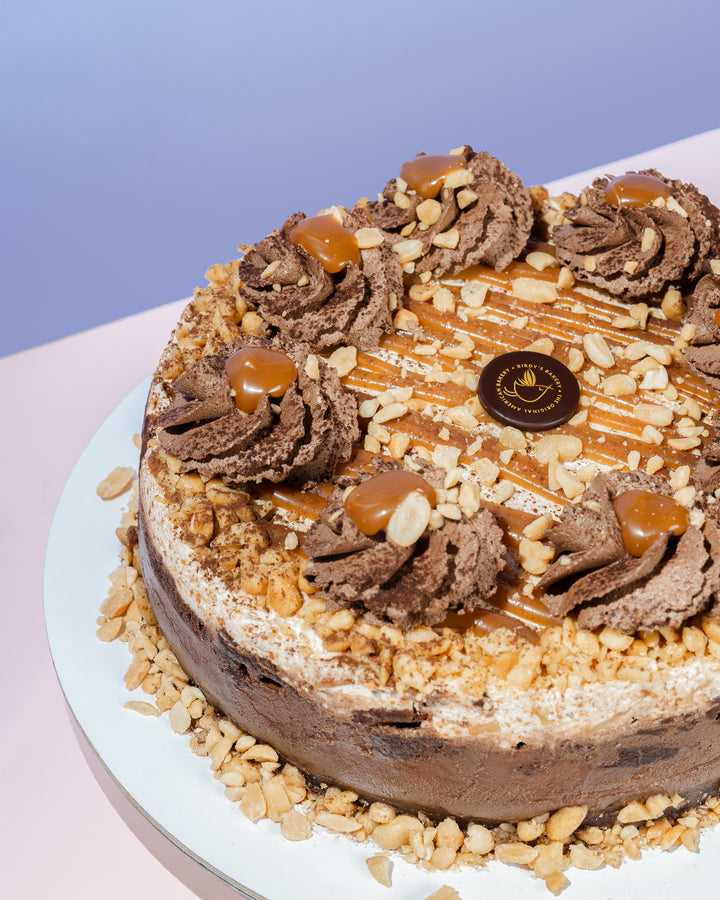 Snickers Cake